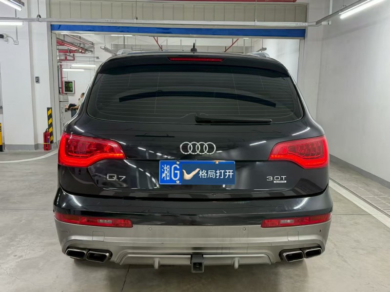 深圳12年奥迪Q76