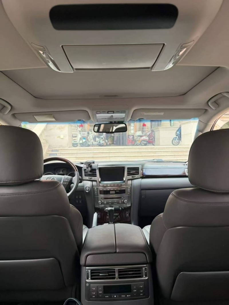 潍坊10年雷克萨斯LX5