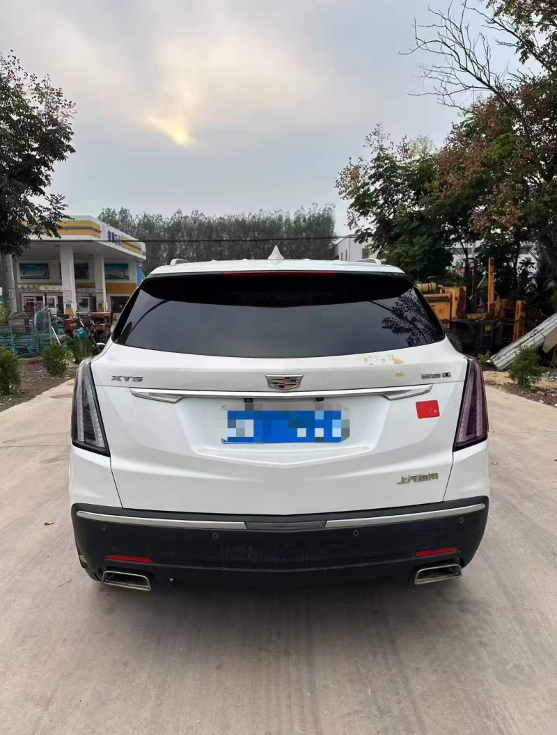 淄博20年凯迪拉克XT58