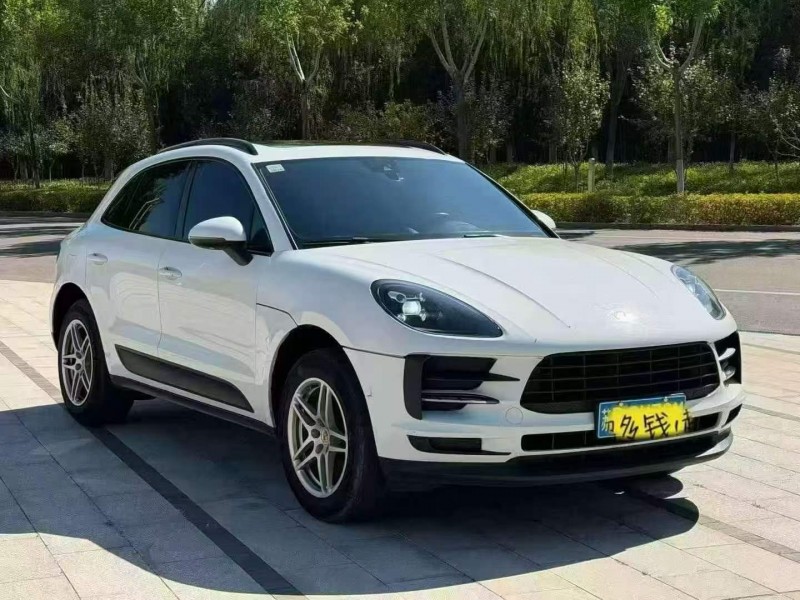 南通20年保时捷Macan2
