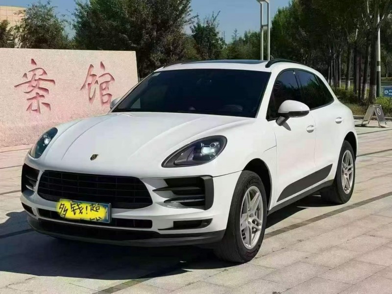 南通20年保时捷Macan3