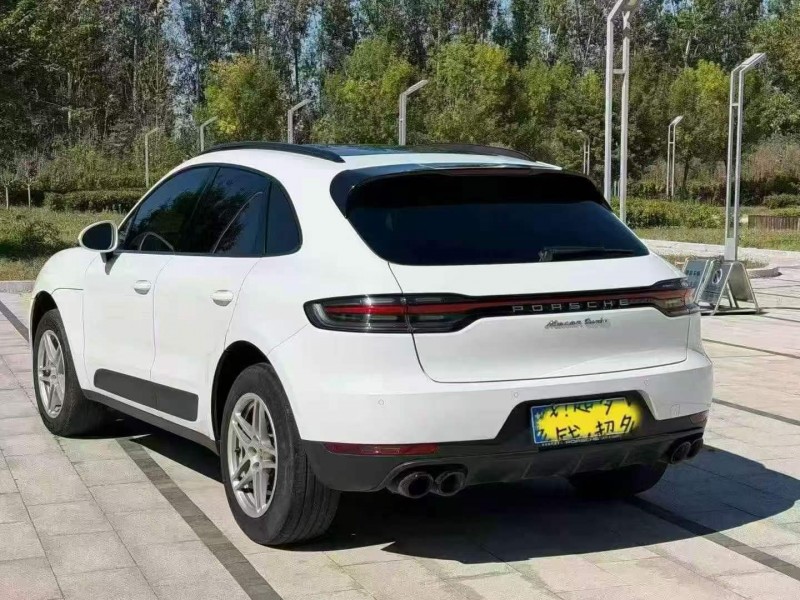 南通20年保时捷Macan8