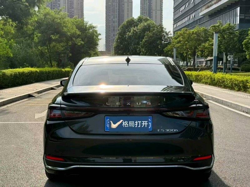 广州26年雷克萨斯ES8