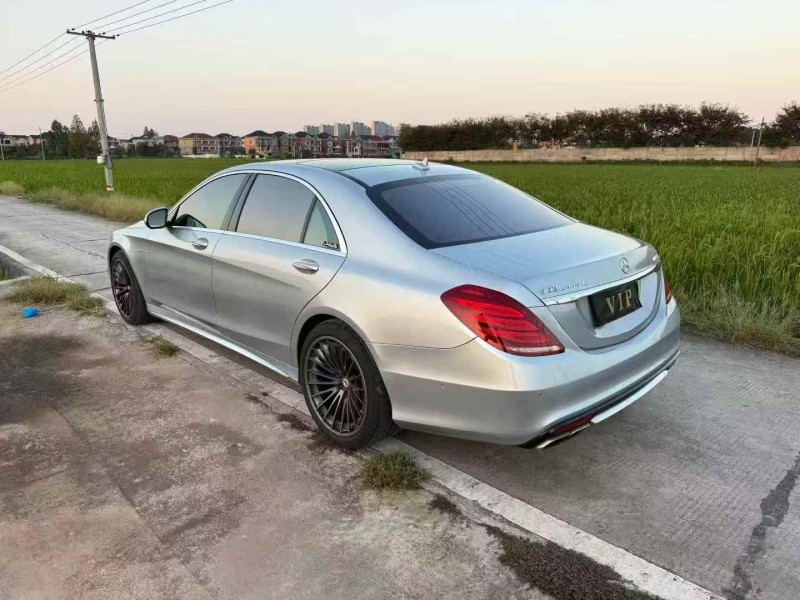 温州17年奔驰AMG7