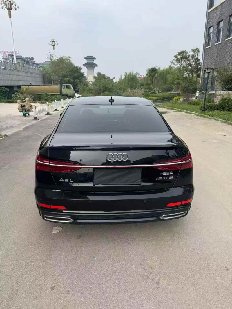 烟台21年奥迪A6L9