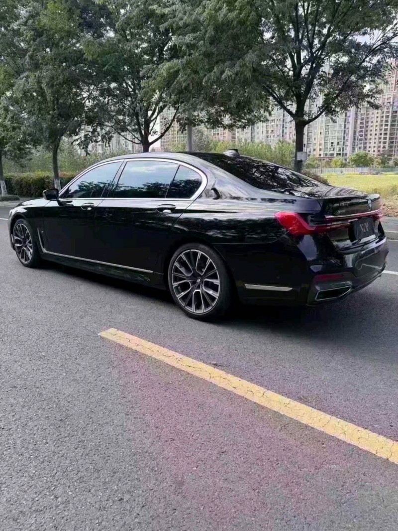 连云港20年宝马7系9