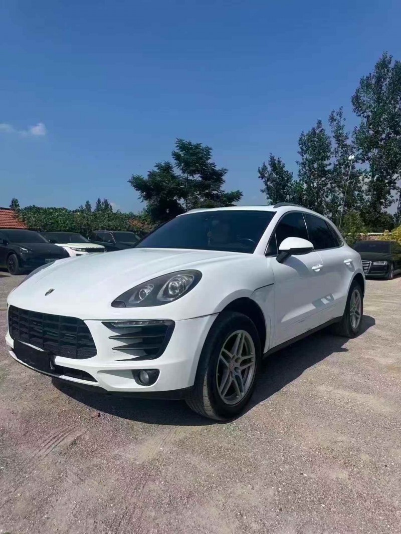 东营18年保时捷Macan3