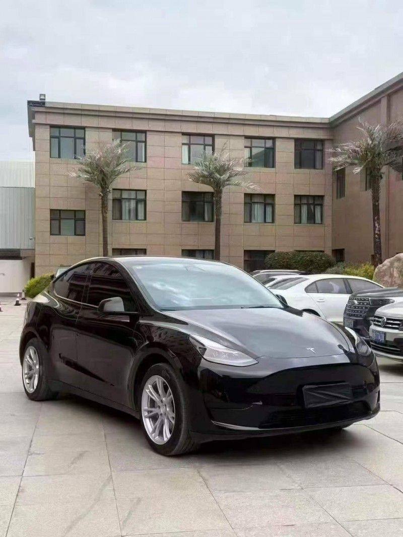 白银23年特斯拉MODEL Y2