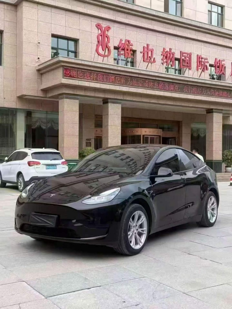 白银23年特斯拉MODEL Y3