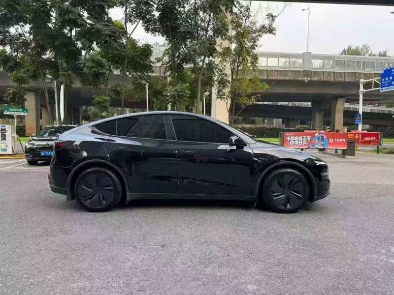 株洲25年特斯拉MODEL Y4