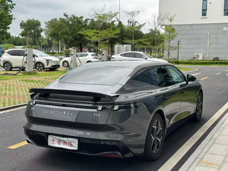 阳江25年领克Z107