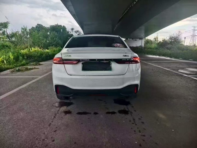 青岛23年吉利几何9