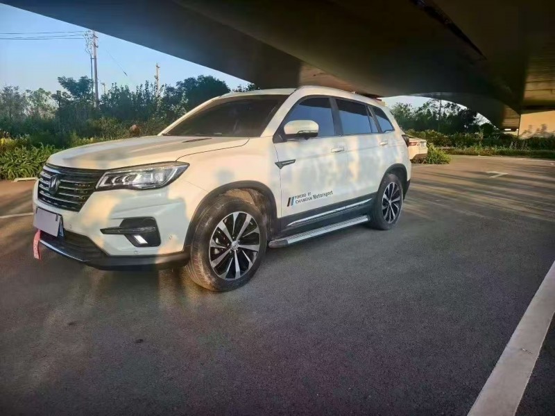 绍兴18年长安汽车CS753