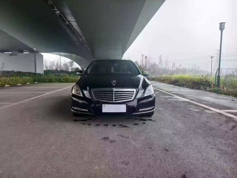 绍兴11年奔驰E1