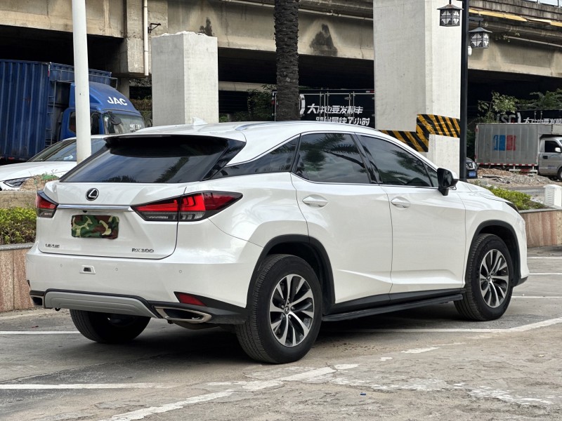东莞22年雷克萨斯RX7