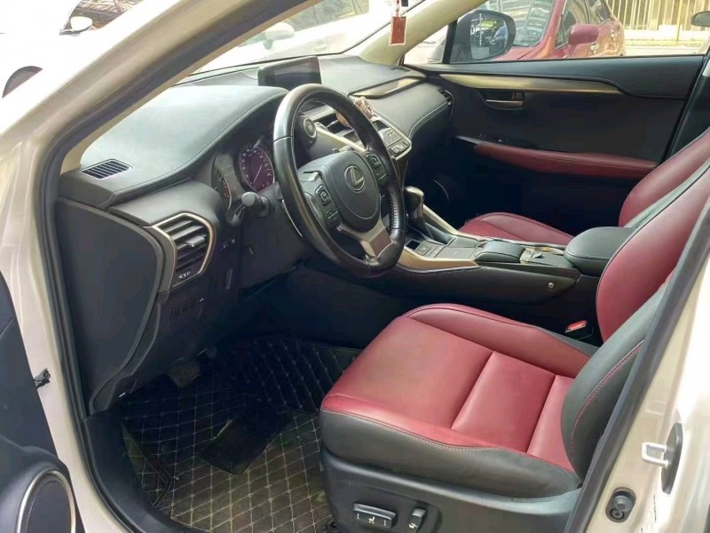 广州21年雷克萨斯NX4