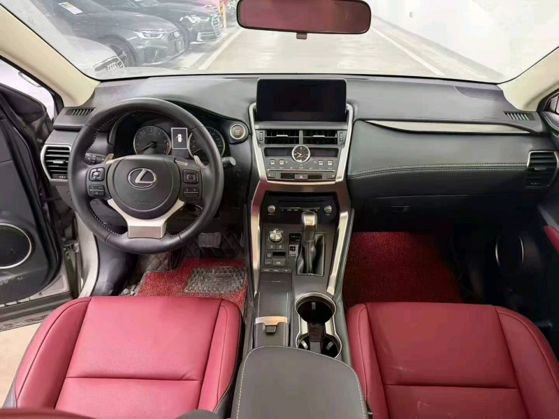 广州21年雷克萨斯NX4