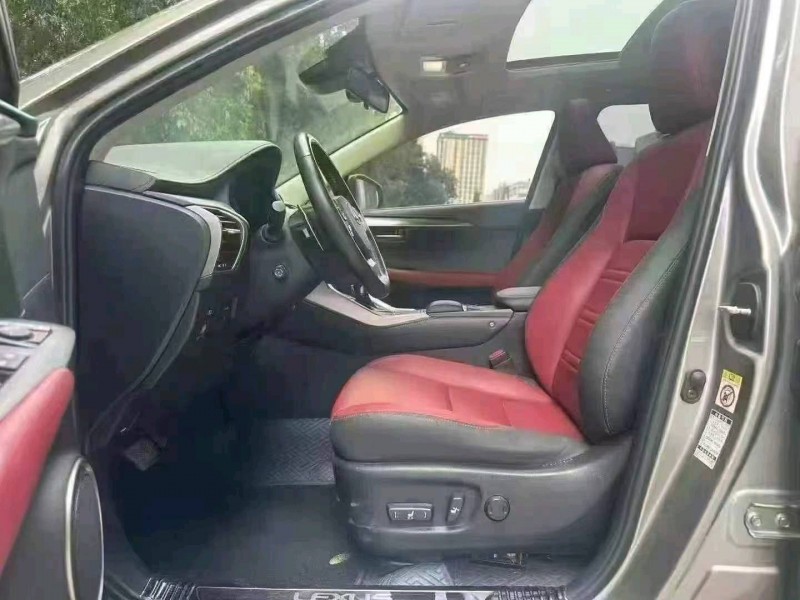 广州19年雷克萨斯NX4