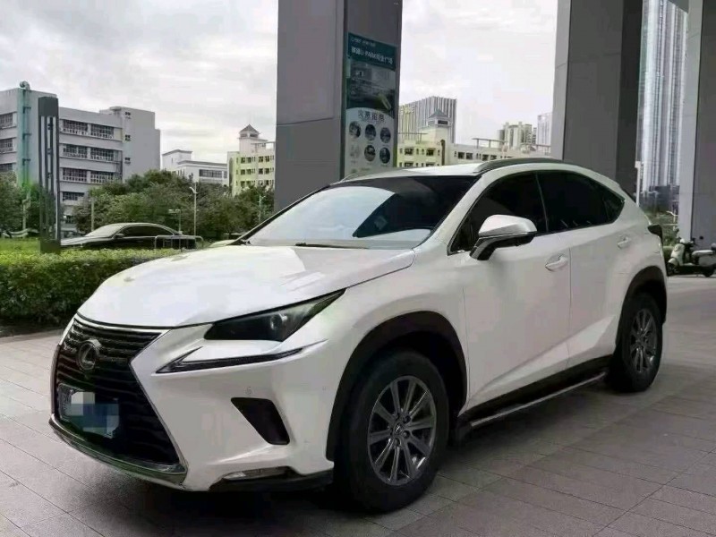 广州19年雷克萨斯NX2