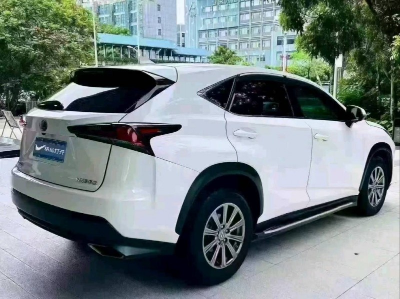 汕头18年雷克萨斯NX7