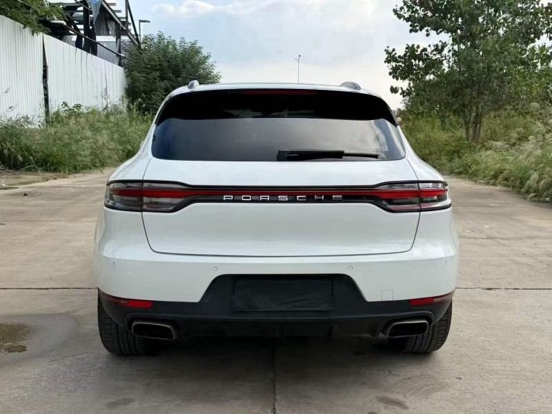 宿迁16年保时捷Macan9