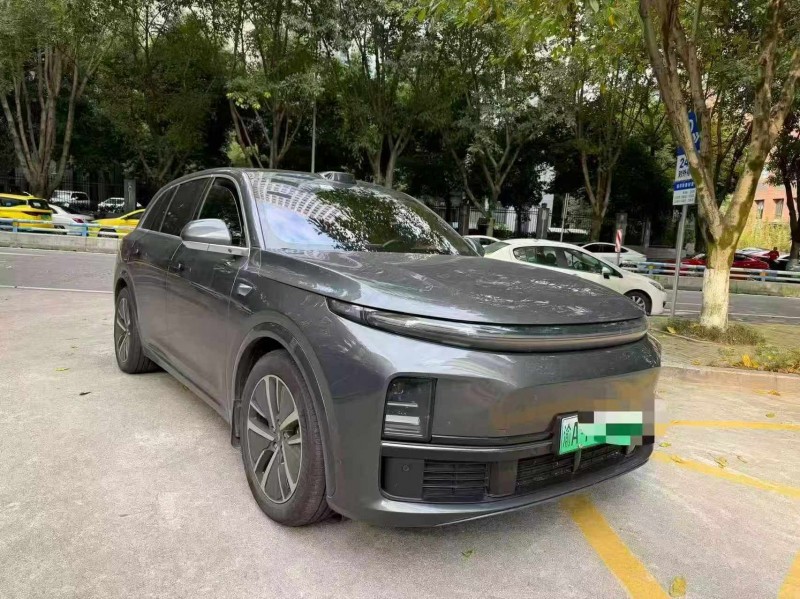 重庆24年理想L72