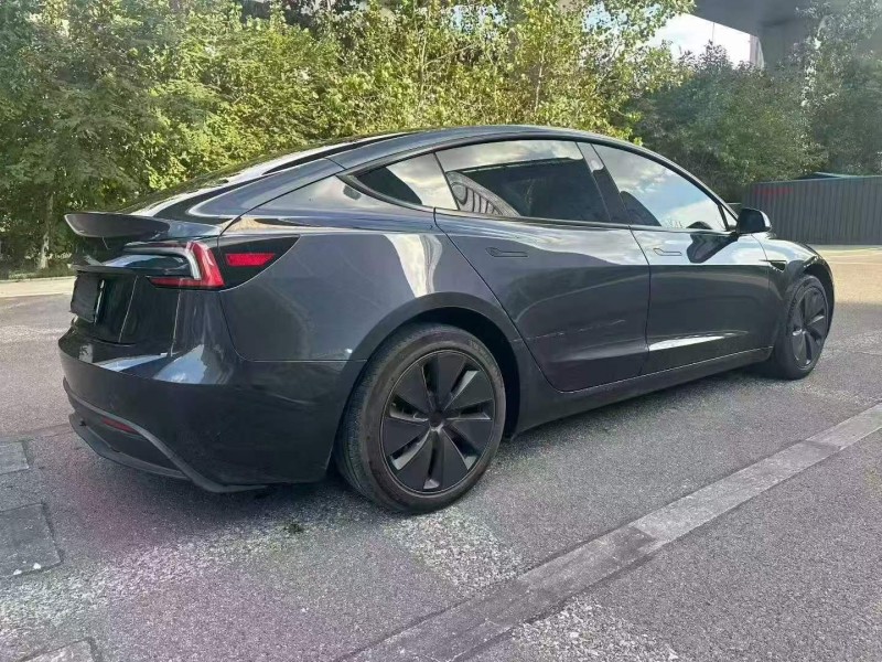 南通24年特斯拉MODEL 37