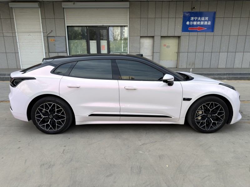 济宁24年极氪汽车0014