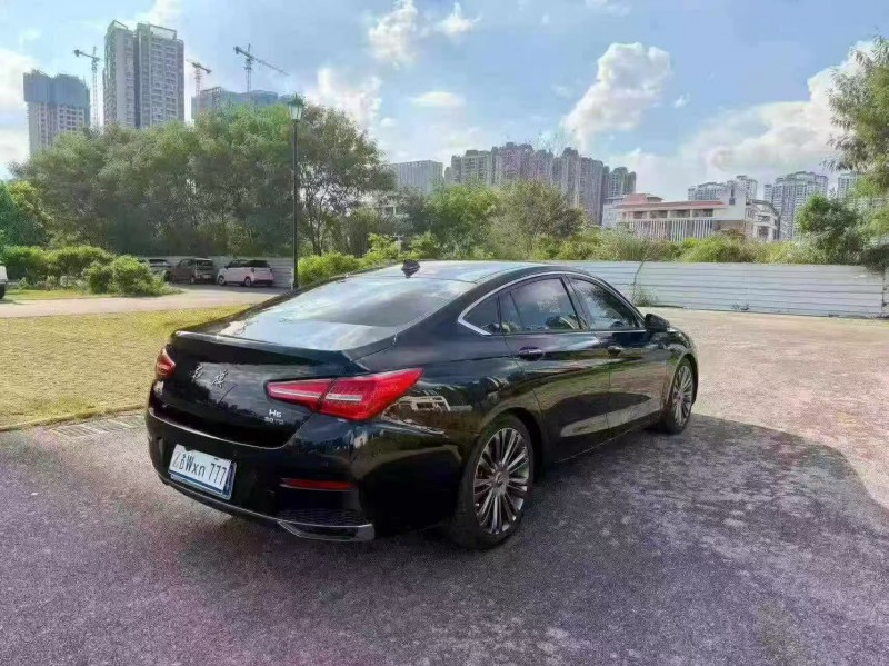 南宁20年红旗H57