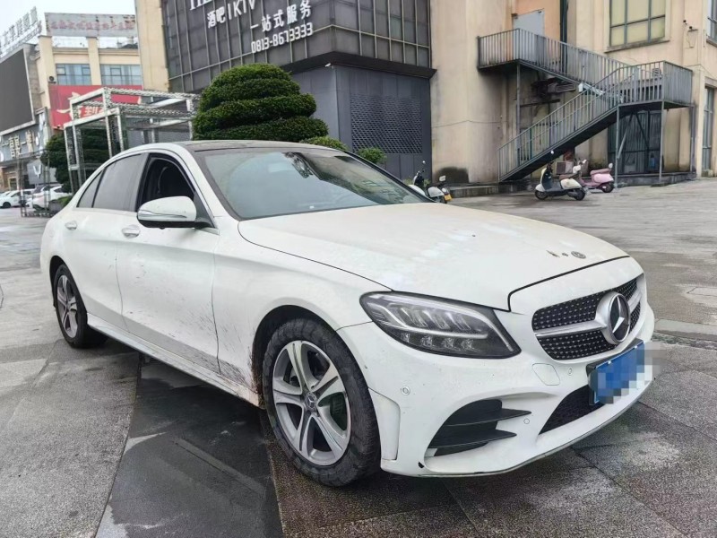 成都19年奔驰C3