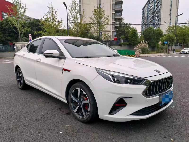 成都23年江淮思皓3