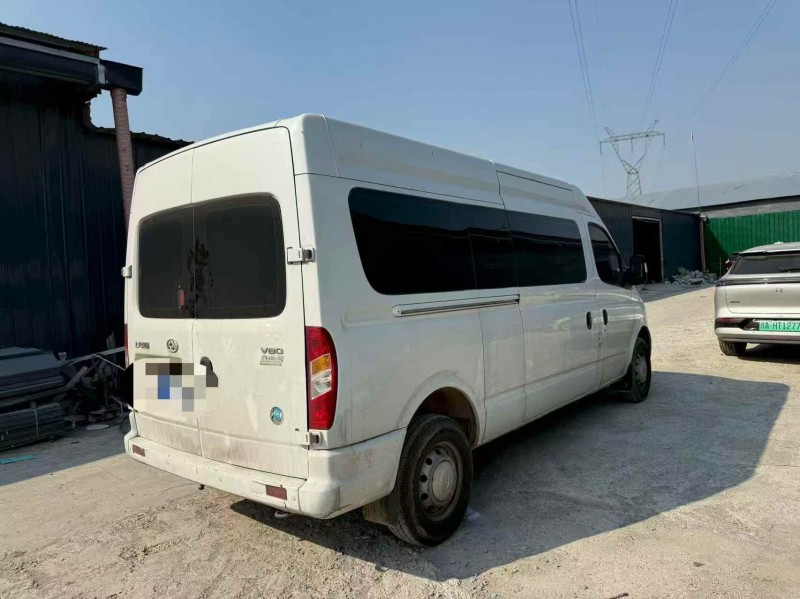 枣庄22年大通V807