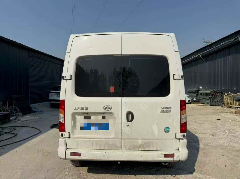 枣庄22年大通V809
