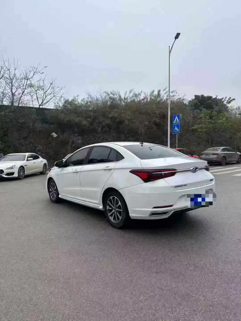 南宁22年奇瑞艾瑞泽8