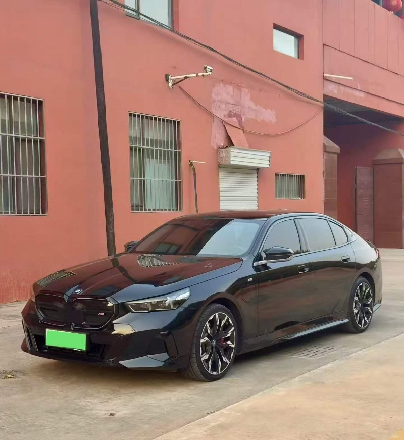 大同24年宝马I52