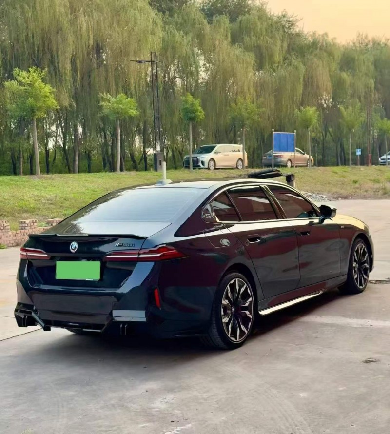 大同24年宝马I57