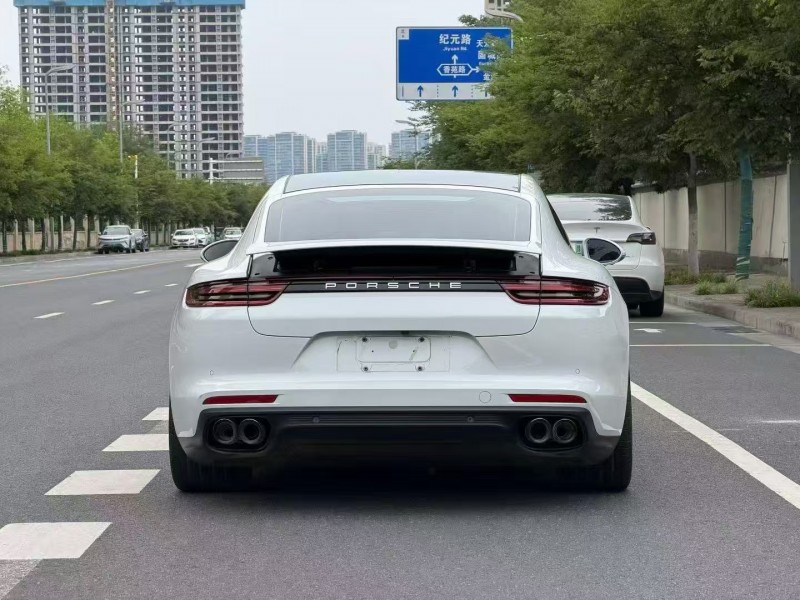 郑州20年保时捷帕拉梅拉9