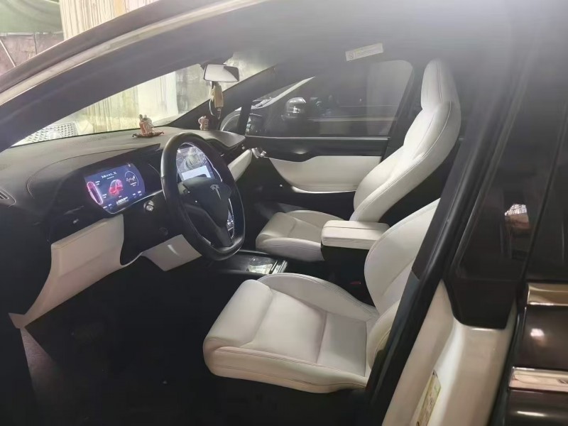 深圳21年特斯拉MODEL X6