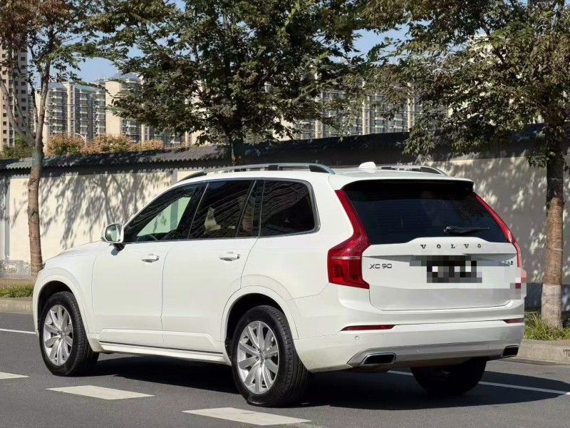 郑州17年沃尔沃XC908