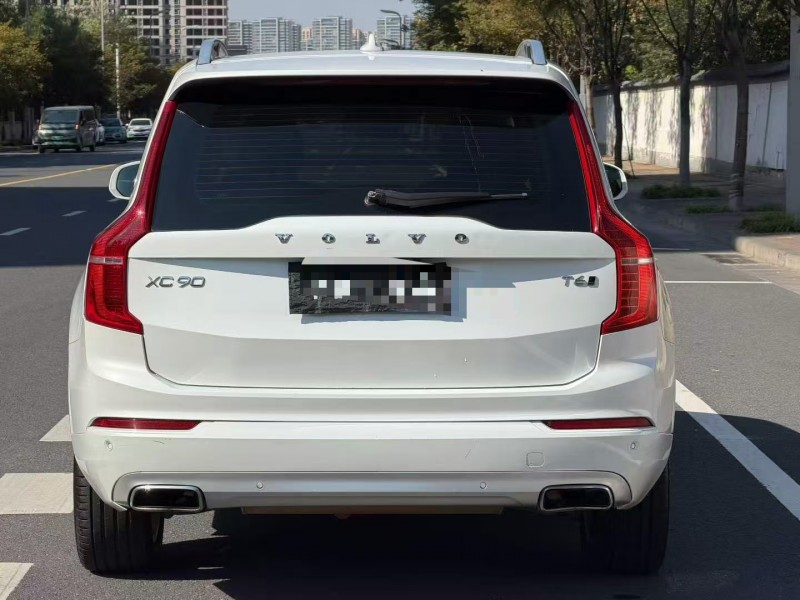 郑州17年沃尔沃XC909