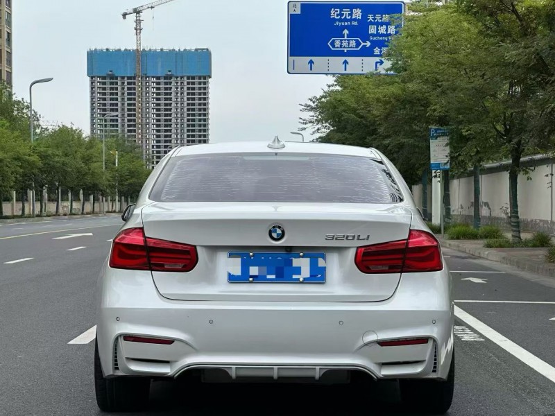 郑州18年宝马3系9