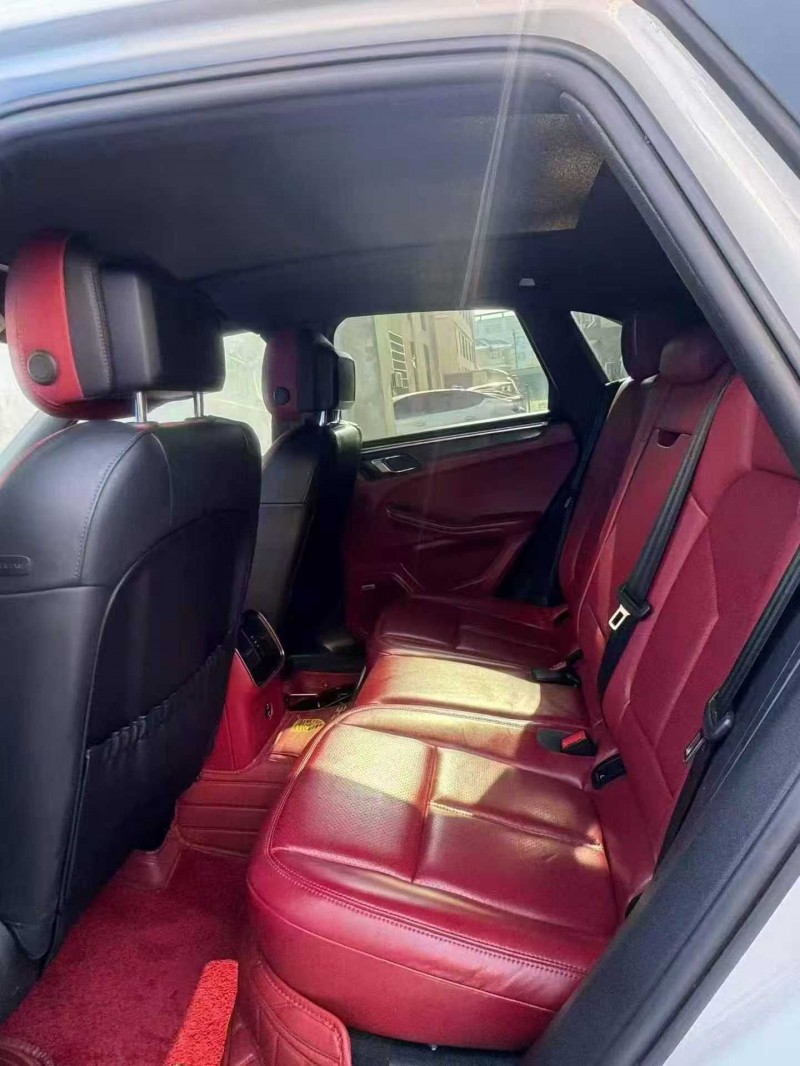 绍兴24年保时捷Macan5