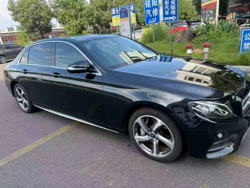 福州19年奔驰E2