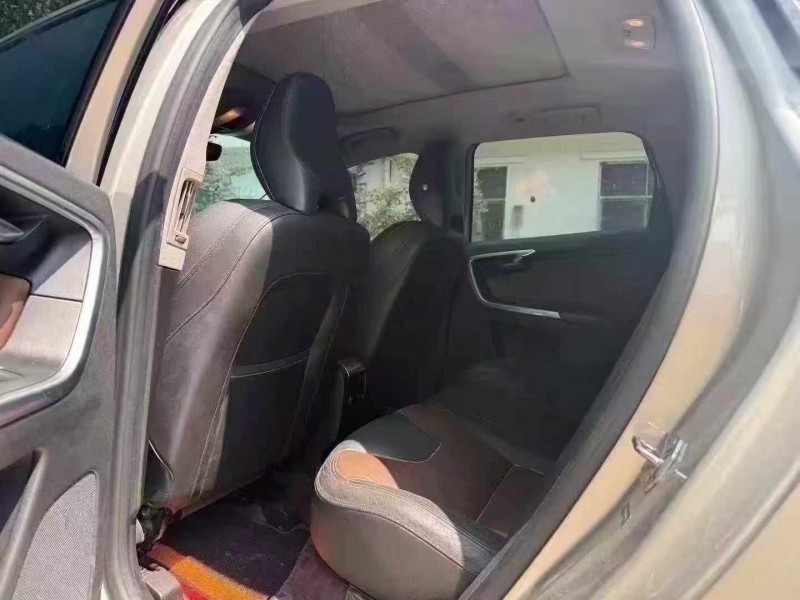 郑州17年沃尔沃XC606