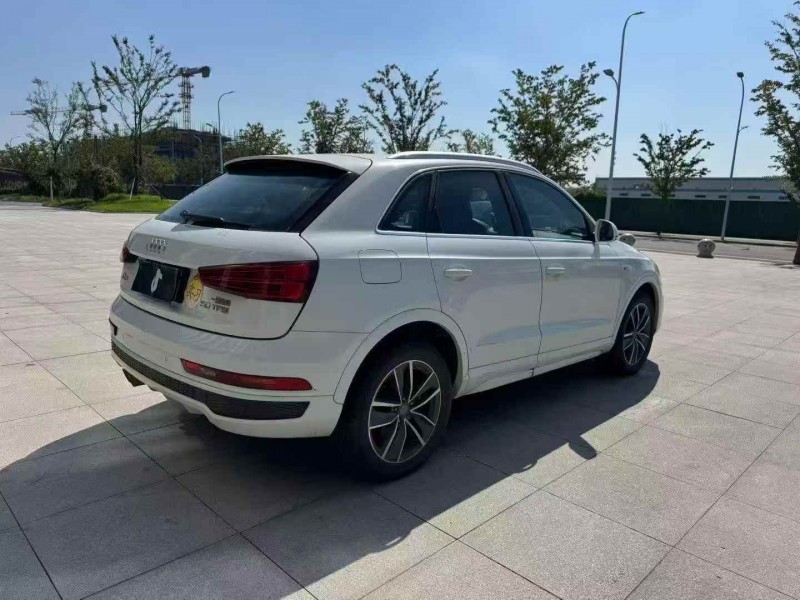 连云港19年奥迪Q58
