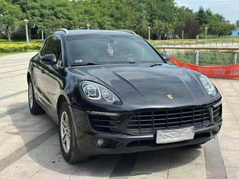 金华16年保时捷Macan3