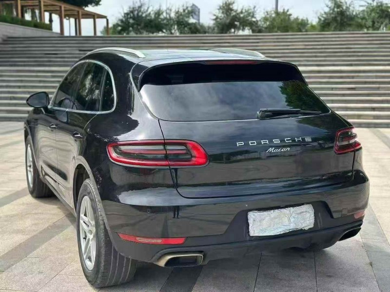 金华16年保时捷Macan8