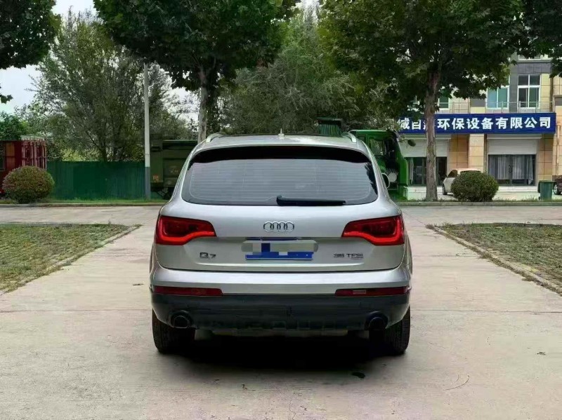 潍坊13年奥迪Q79