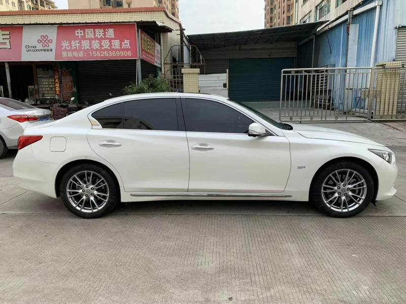 中山18年英菲尼迪Q502