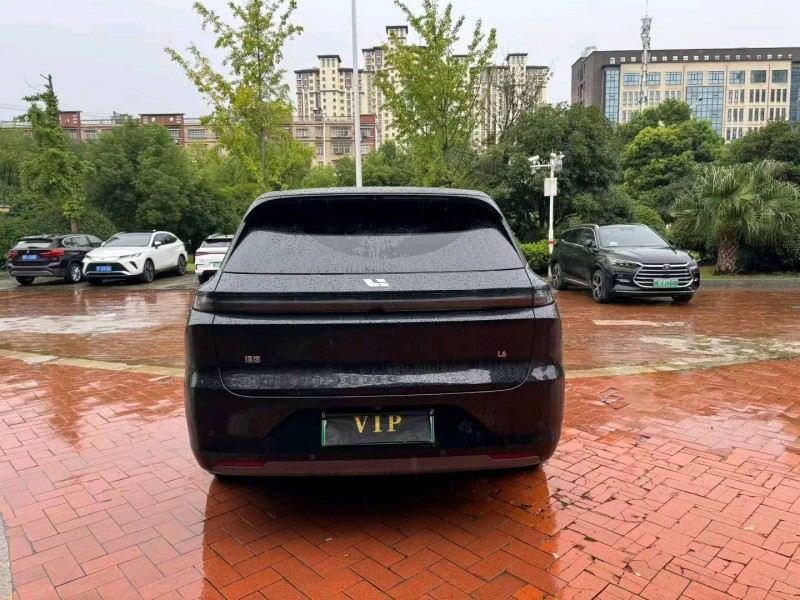 襄阳25年理想L69
